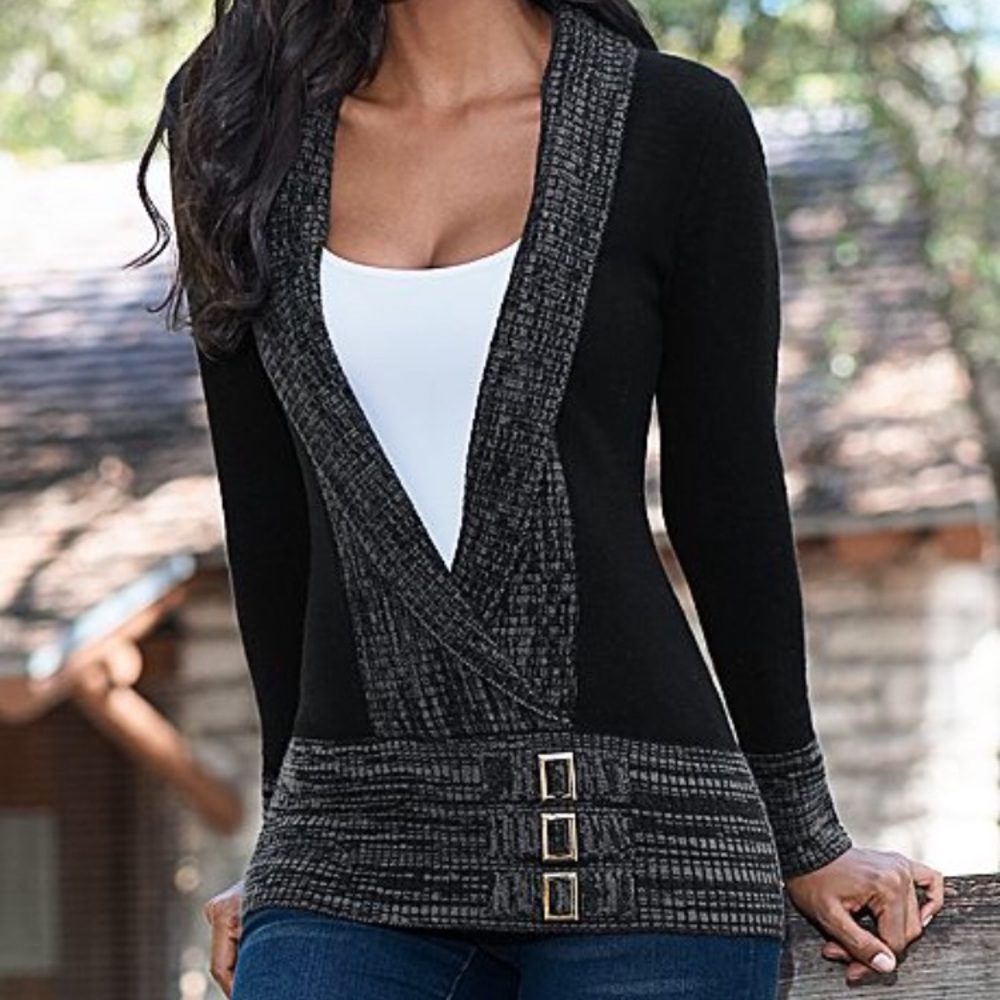 Venus xs sweater top