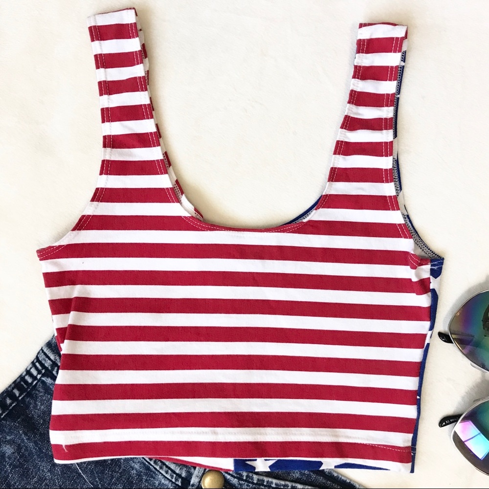 •  4th of July Crop Top • - Picture 2 of 6