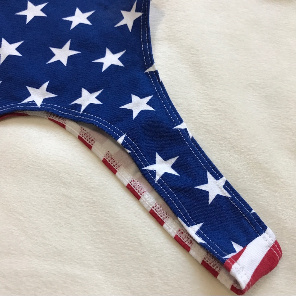 •  4th of July Crop Top • - Picture 4 of 6