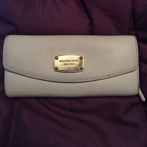 Michael Kors Off-White Wallet
