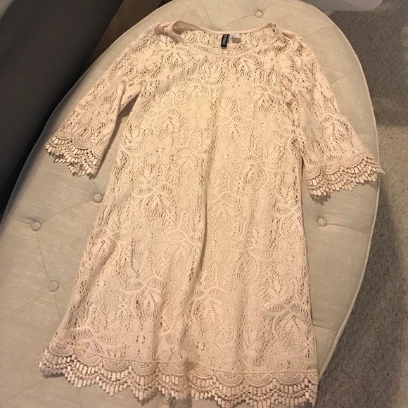 Lacey bohemian style dress from H&M - Picture 2 of 6