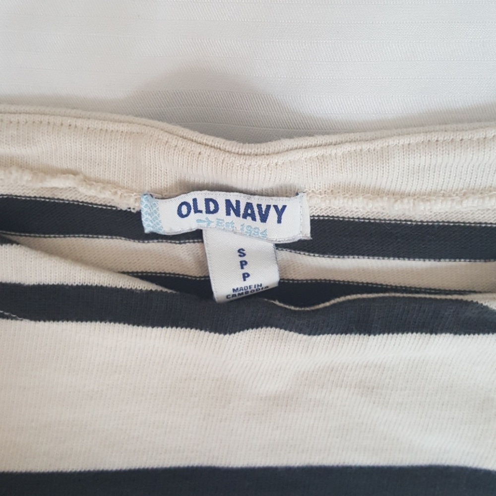 Shirt - Picture 3 of 4