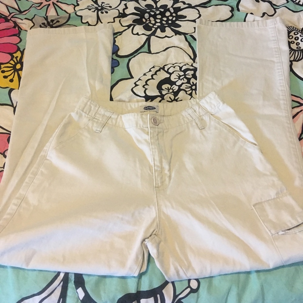 Girls size 14 Old Navy chino pants.