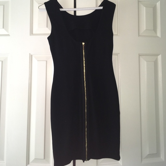 Perfect LBD - Picture 2 of 3