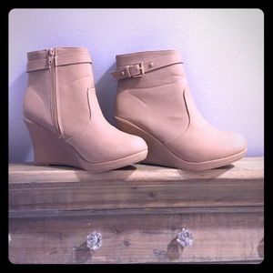 Wedge booties