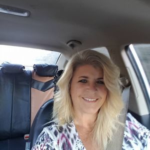 Meet your Posher, Melanie