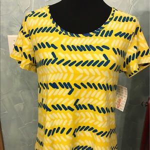 LuLaRoe - Classic T