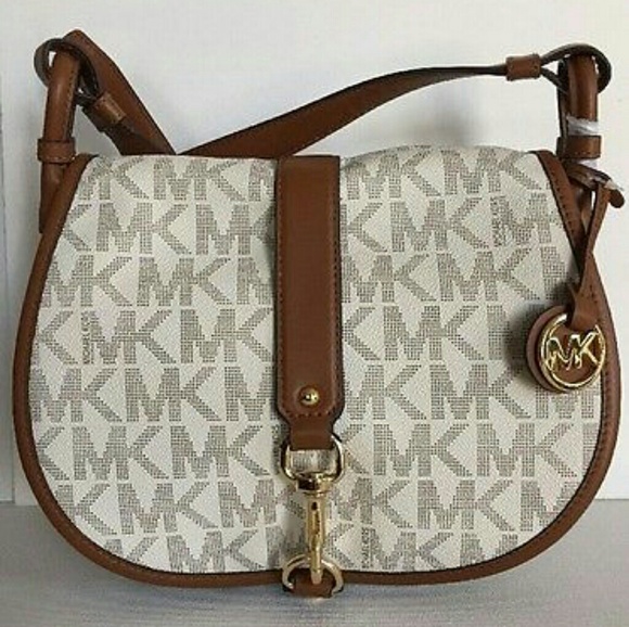 Michael Kors Handbags - MICHAEL KORS LARGE JAMIE SADDLE VANILLA BAG