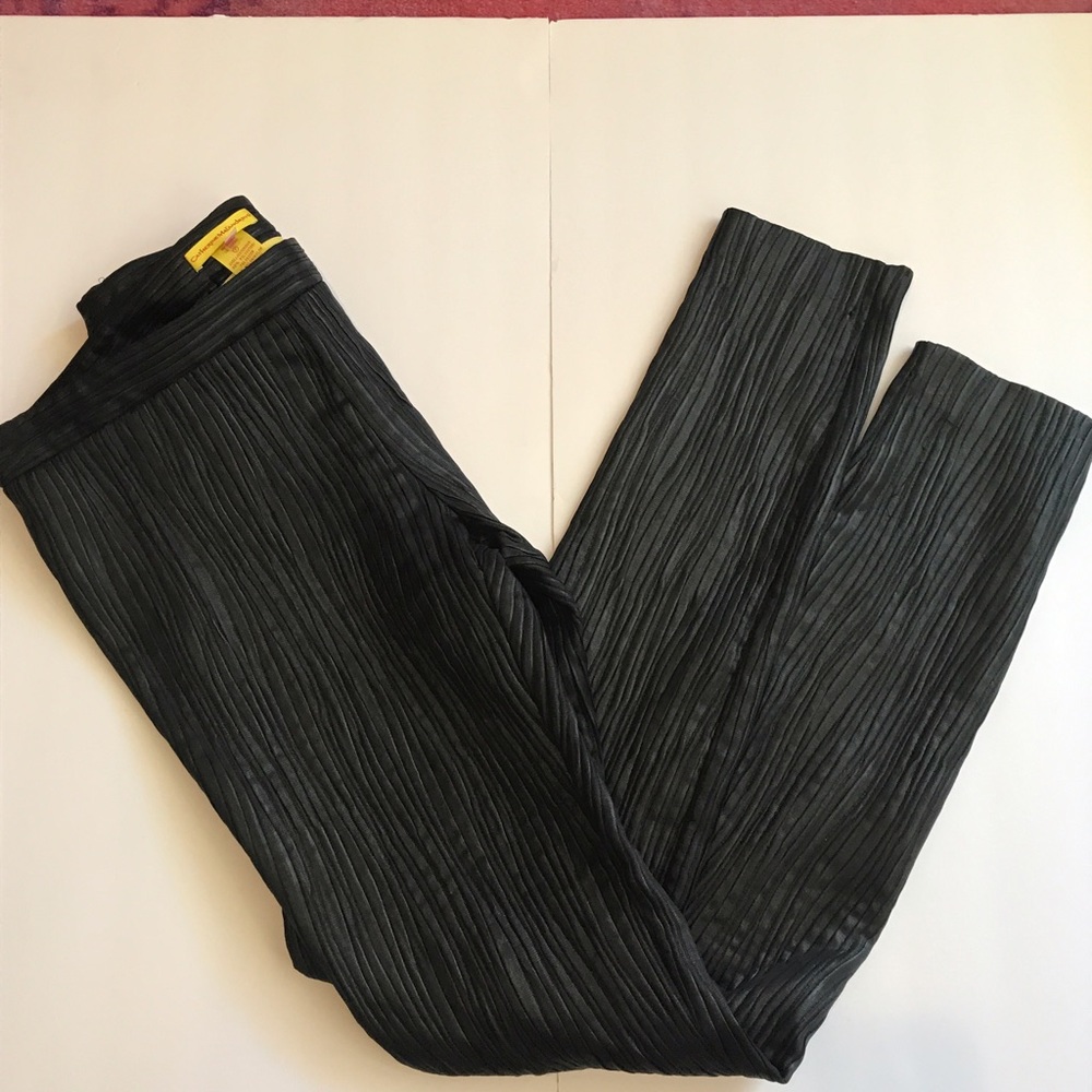 Black Catherine Malandrino Skinny Pant.