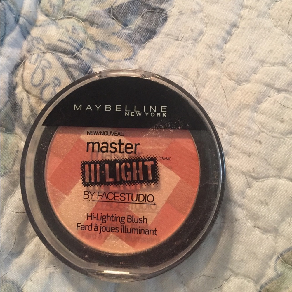 Maybelline Master Hi-Light in Coral