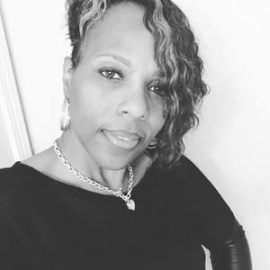 Meet your Posher, Adriene