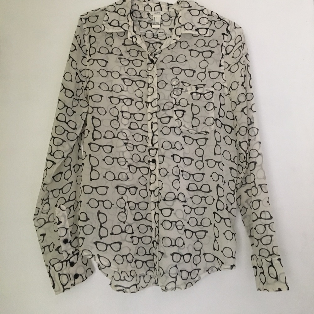 100% polyester button down blouse