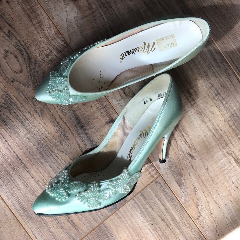 Beautiful vintage heals