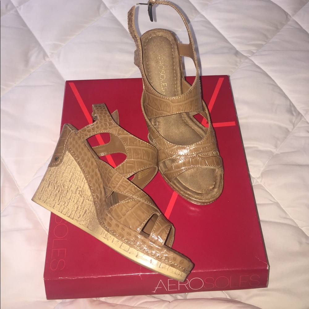 Aerosoles island pop sandals