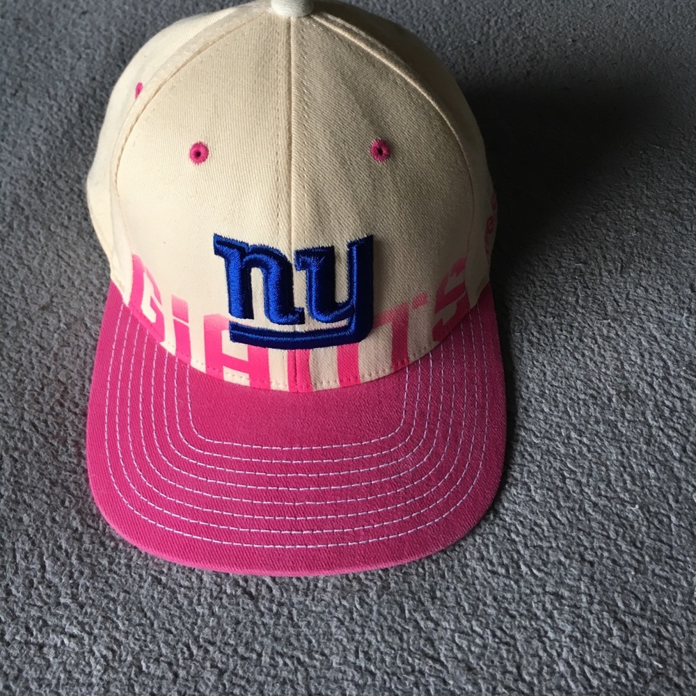 NY Giants hat - Breast Cancer awareness hat