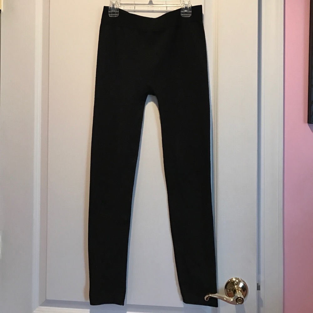 Thick black leggings