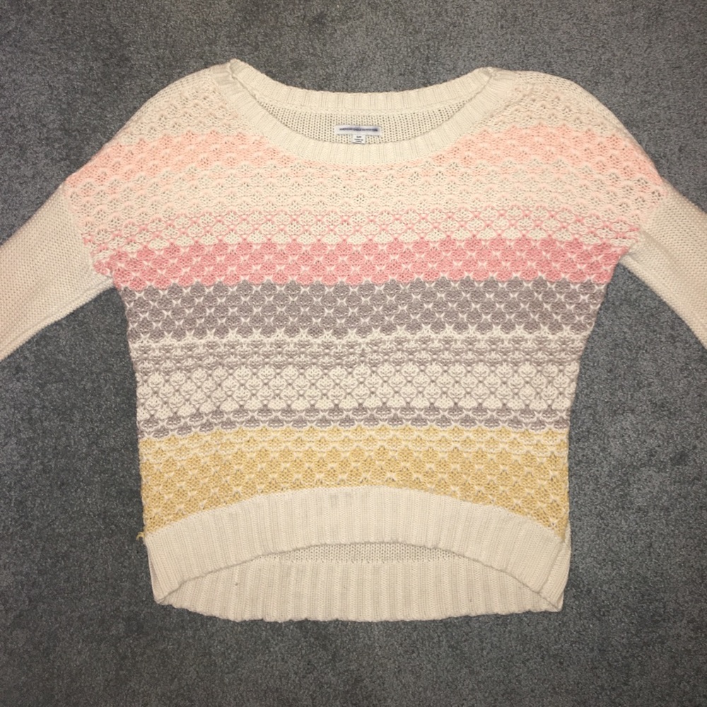 American Eagle sweater size small.