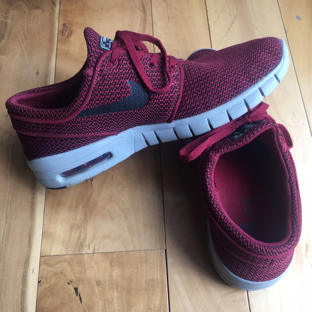 Nike SB Maroon and Black Stefan Janoski Sneakers