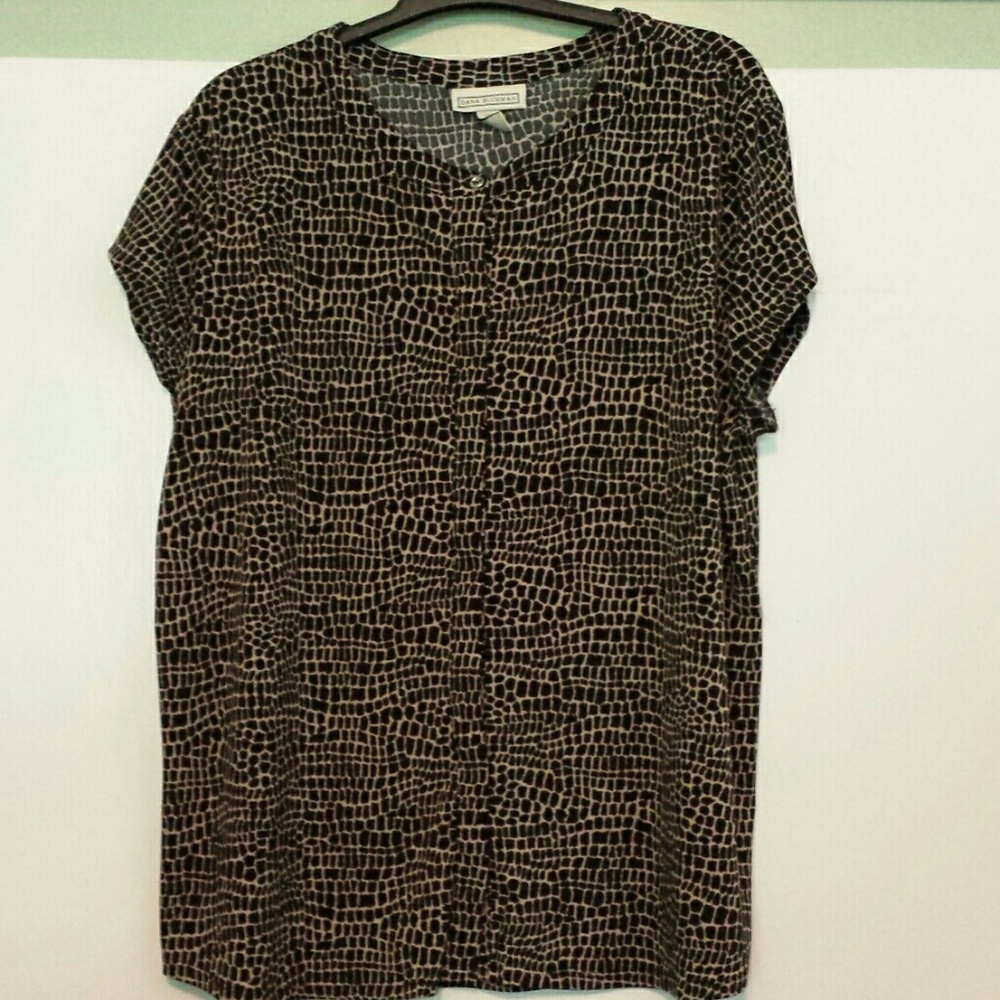 Flash Sale! Dana Buchman Business Blouse