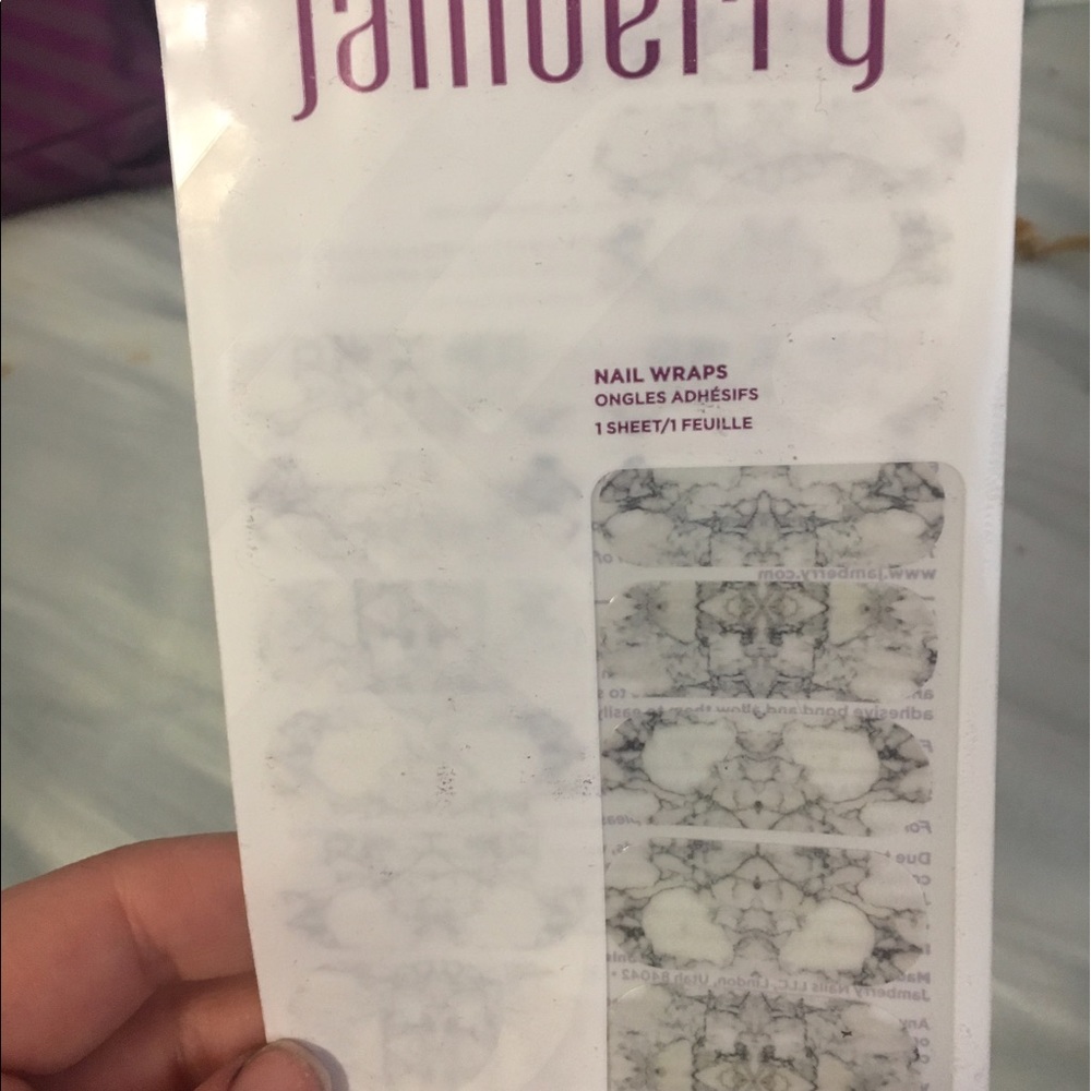Brand new "sculpted" Jamberry wraps