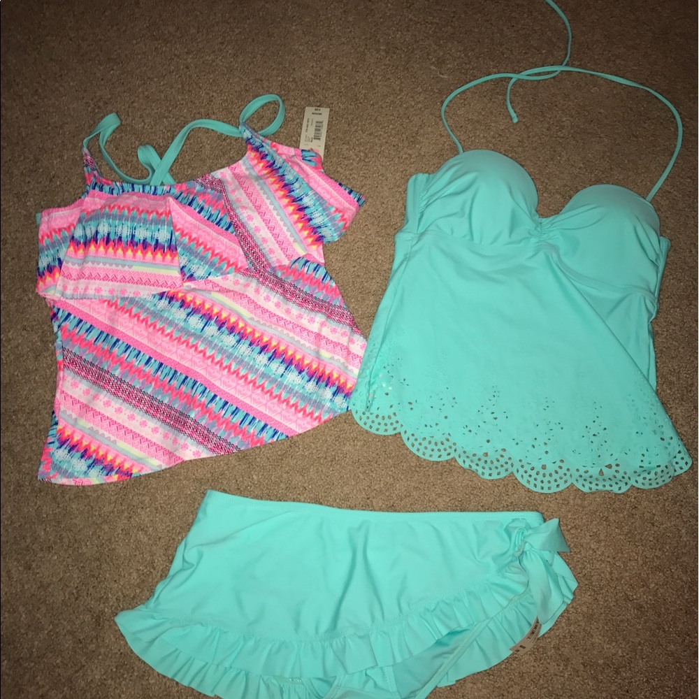 NWT Women's 3 piece bathing suit Medium