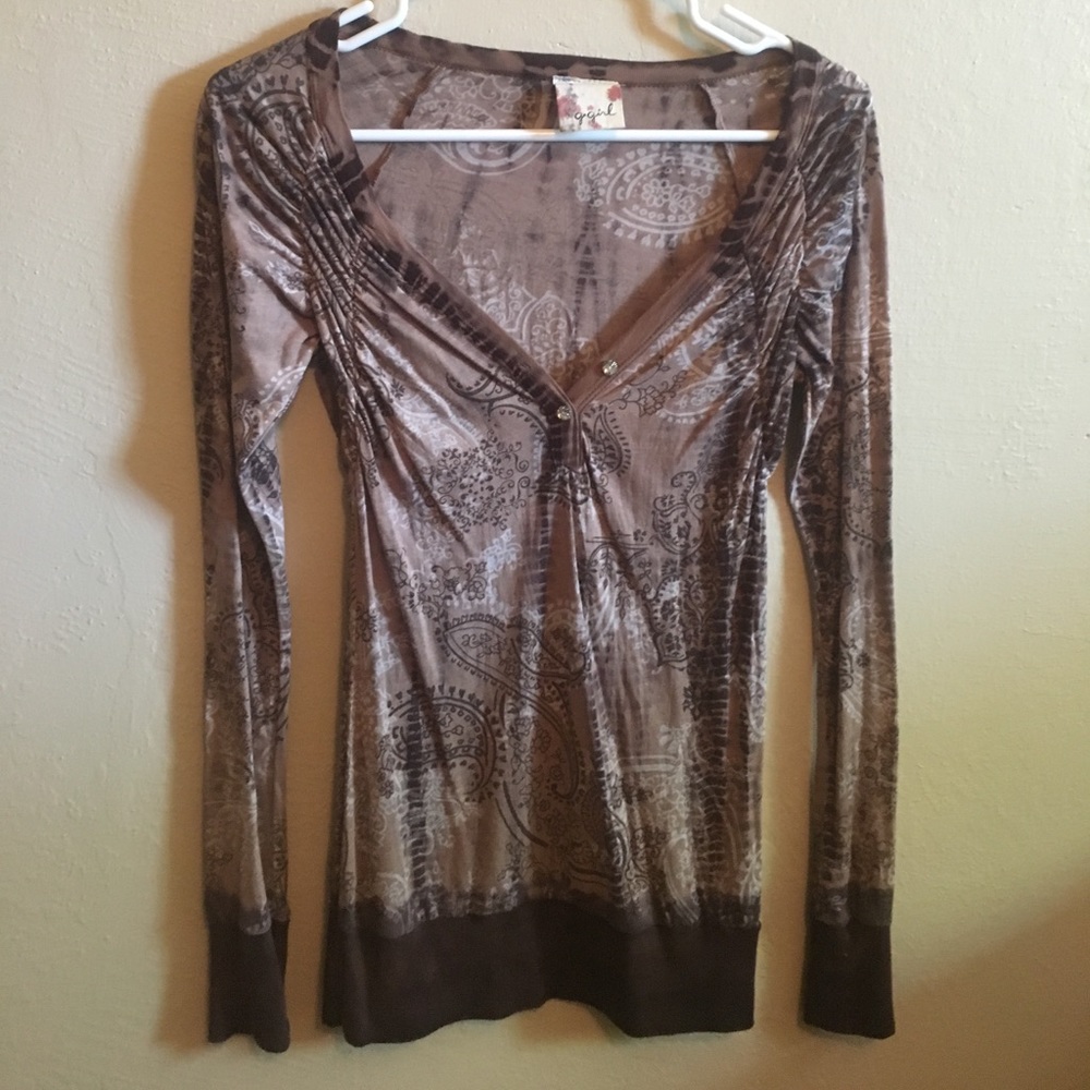 Adorable brown long sleeve