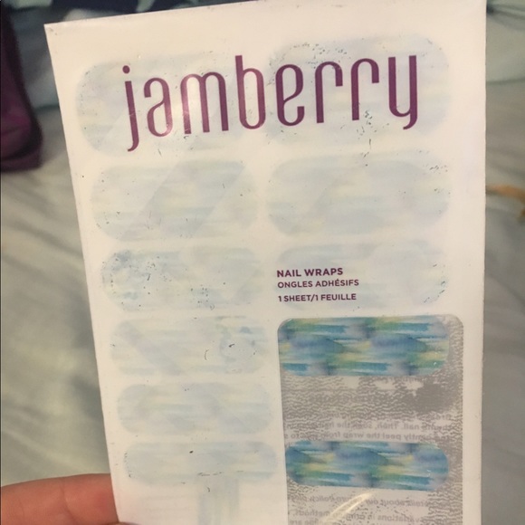 Brand new "seascape" Jamberry wraps - Picture 1 of 2