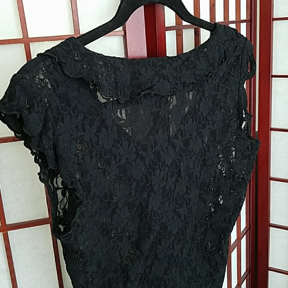 Vintage The Limited flowered sheer lace black ruffled top. Size S. - Picture 3 of 4