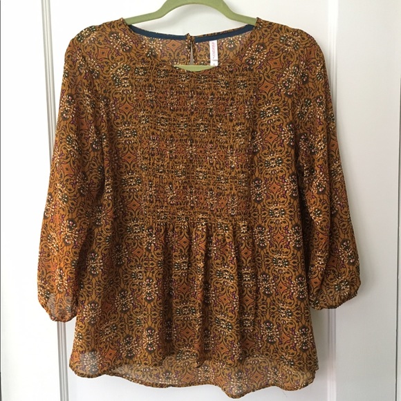 SOLD | Bohemian patterned 3/4 sleeve blouse - Picture 1 of 3