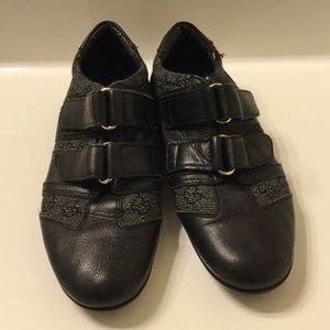SOLD-Gucci tennis
