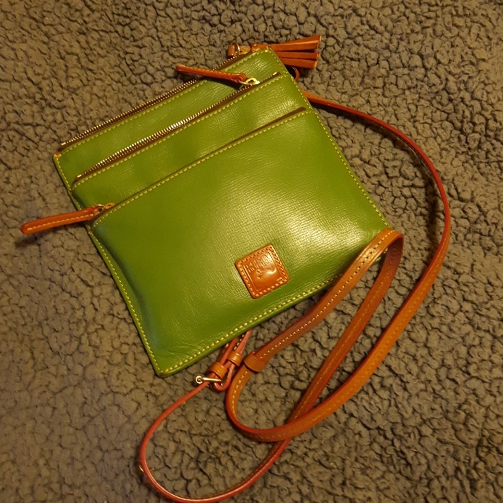 Dooney & Bourke crossbody!