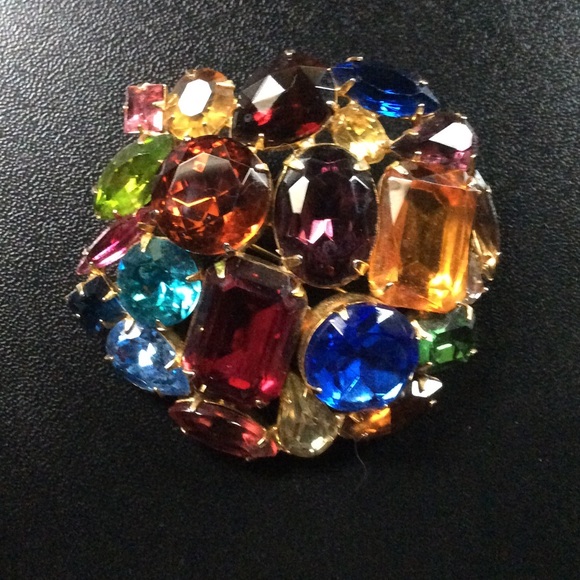 Vintage | 2 1/4" Round Pin - Picture 2 of 4