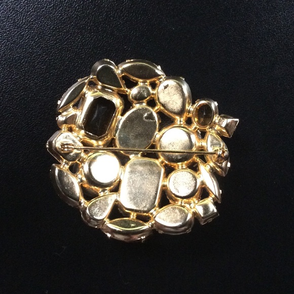 Vintage | 2 1/4" Round Pin - Picture 3 of 4