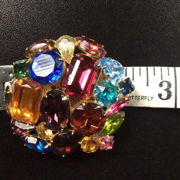 Vintage | 2 1/4" Round Pin - Picture 4 of 4