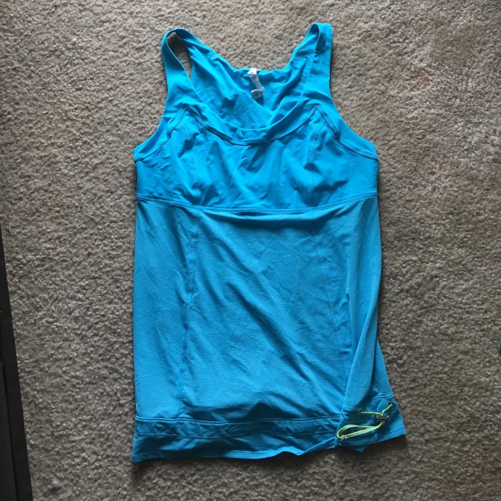 Lululemon workout tank