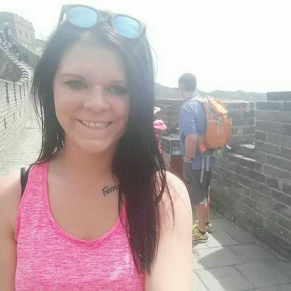 Meet your Posher, Michelle - Picture 3 of 8