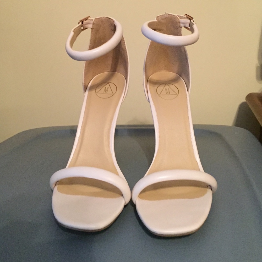 Tan/Nude Heeled Sandals
