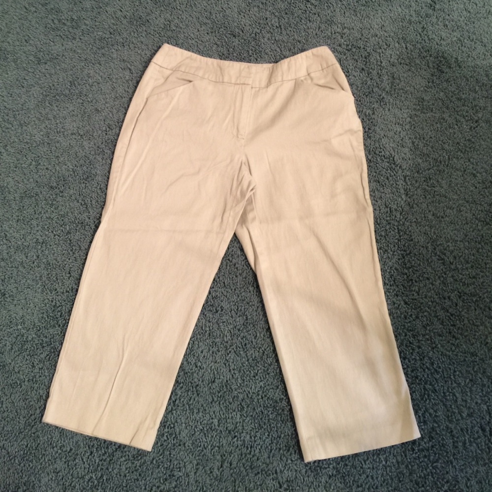 Larry Levine Capri pants