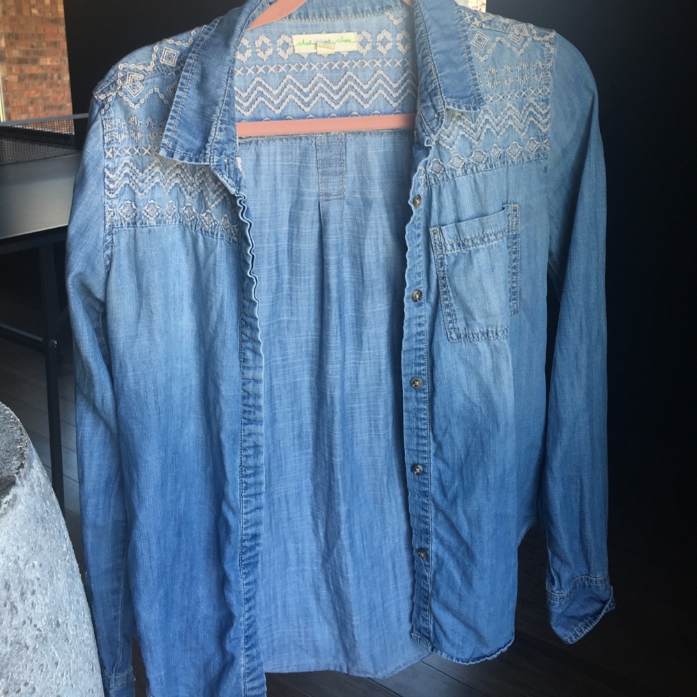 Jean button down shirt.