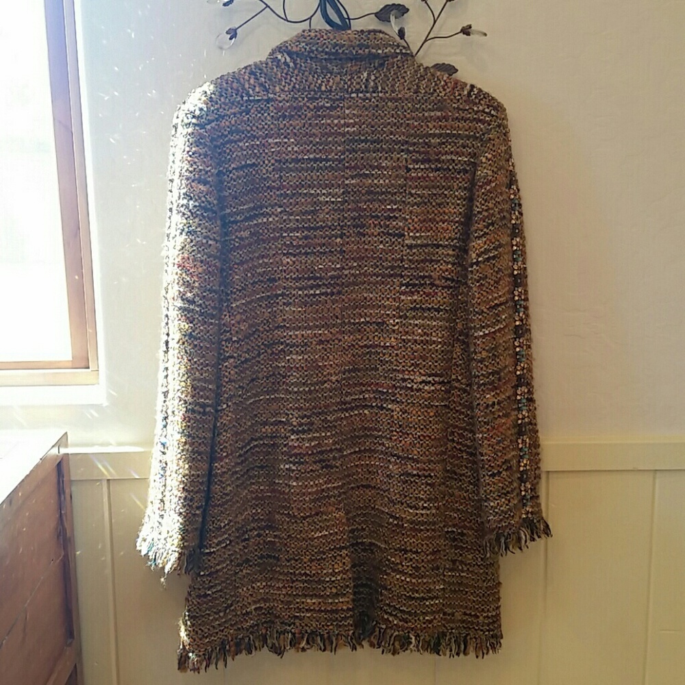 🎉Just Lowered🎉 Chanel Jacket - Picture 2 of 7