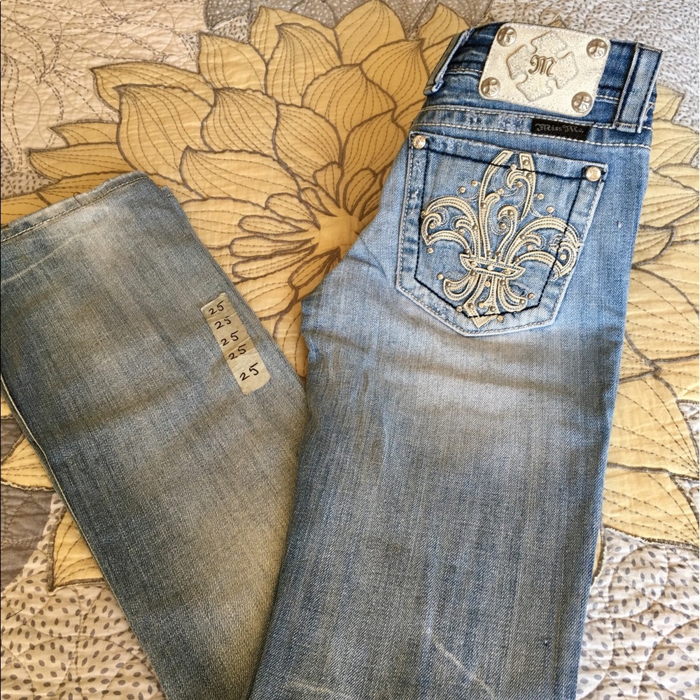 🌹 *BRAND NEW* MISS ME VINTAGE style - unique!