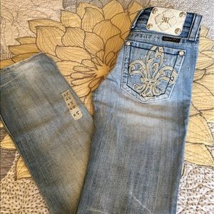 🌹 *BRAND NEW* MISS ME VINTAGE style - unique!