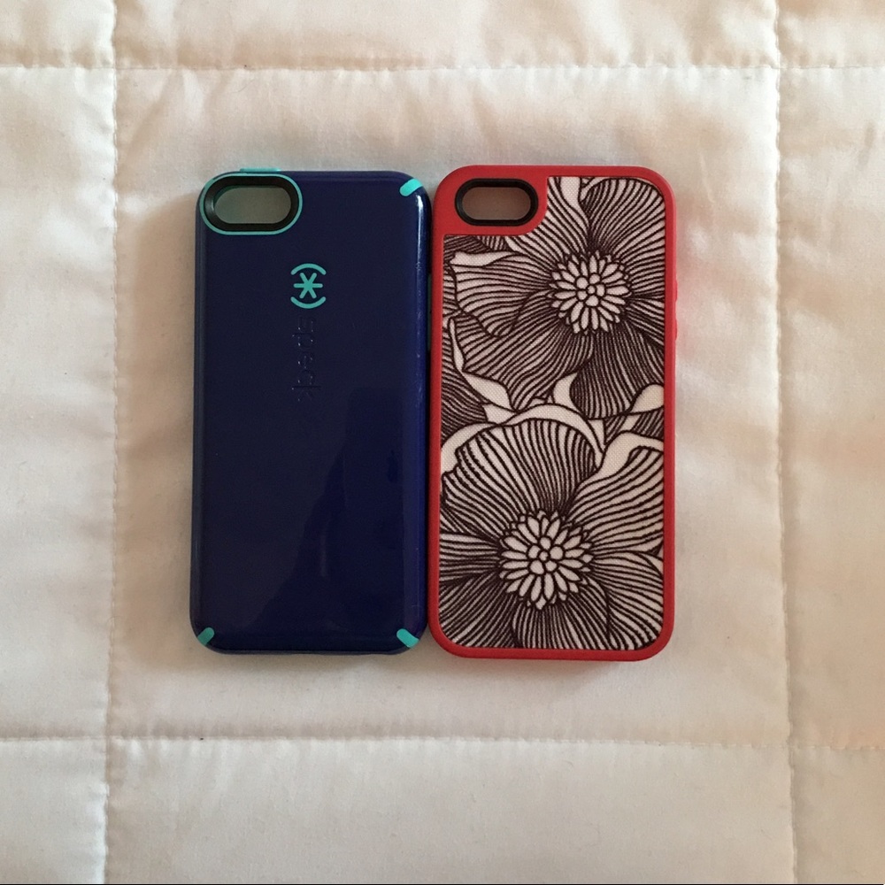 2 Speck cases for iPhone 5s