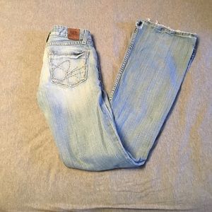 BKE Sabrina stretch boot cut light wash sz 25x33.5