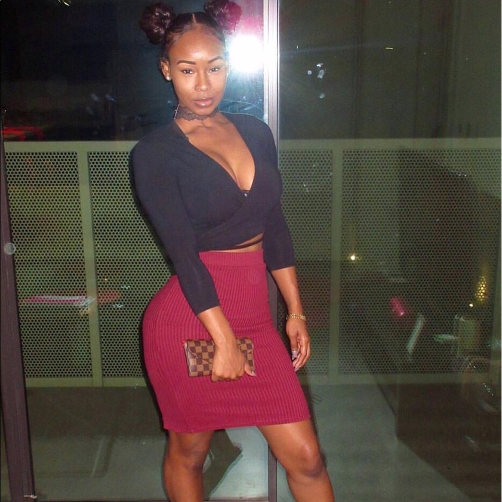 Worn once- Fitted Skirt🔥🔥
