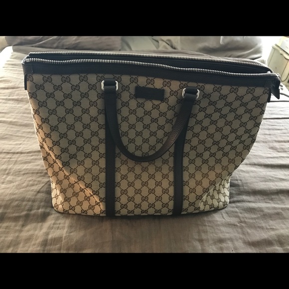 Authentic XL Gucci Tote - Picture 1 of 5
