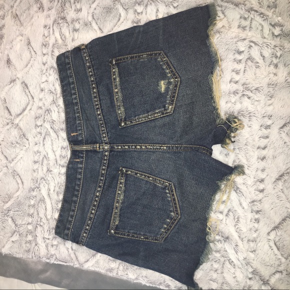 Free People Soft & Relaxed Cut-Off Denim Shorts - Picture 5 of 6