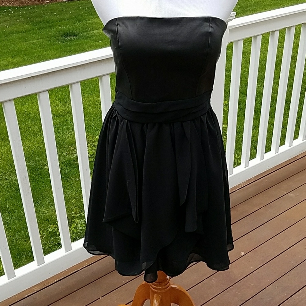Guess Strapless Dress NWOT