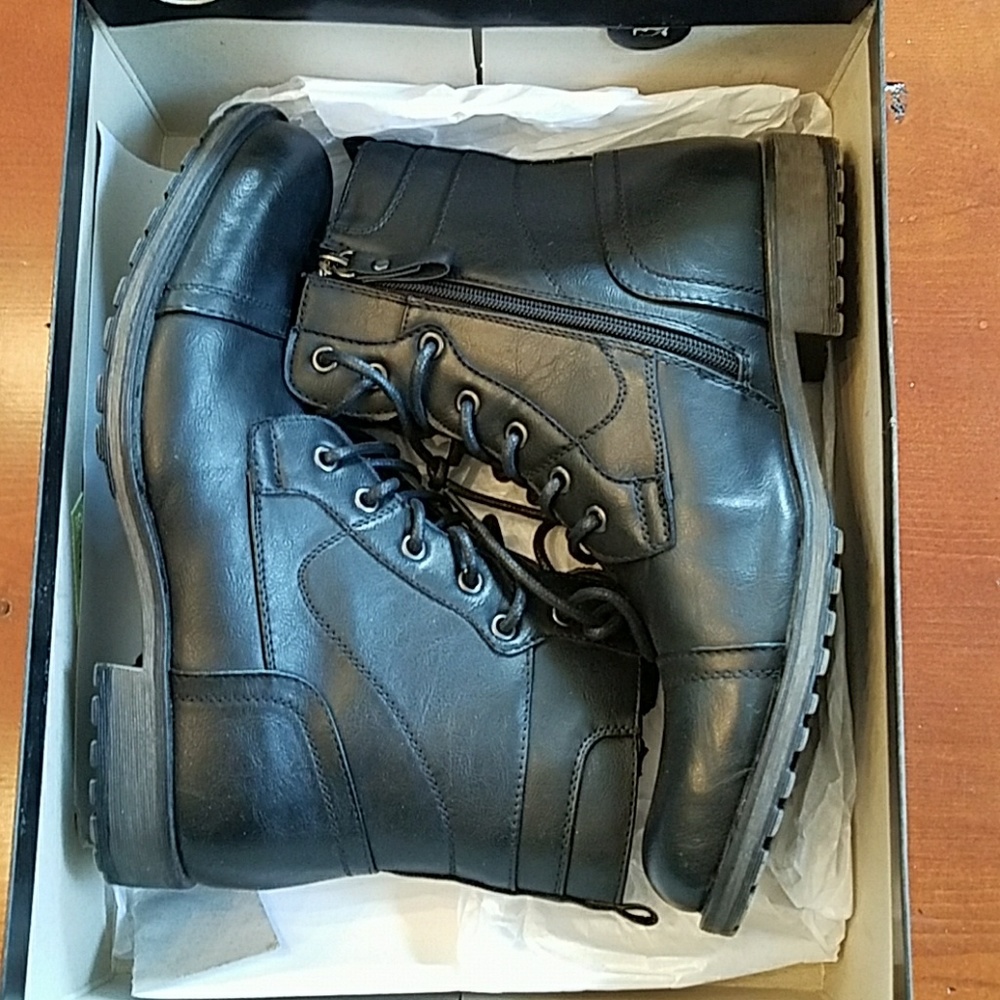Apt. 9 Boots
