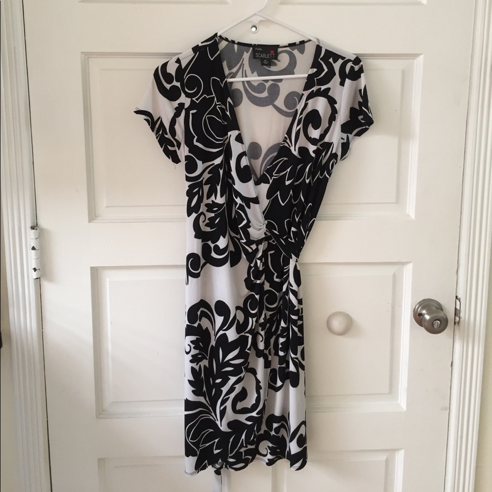 Super flattering petite wrap dress